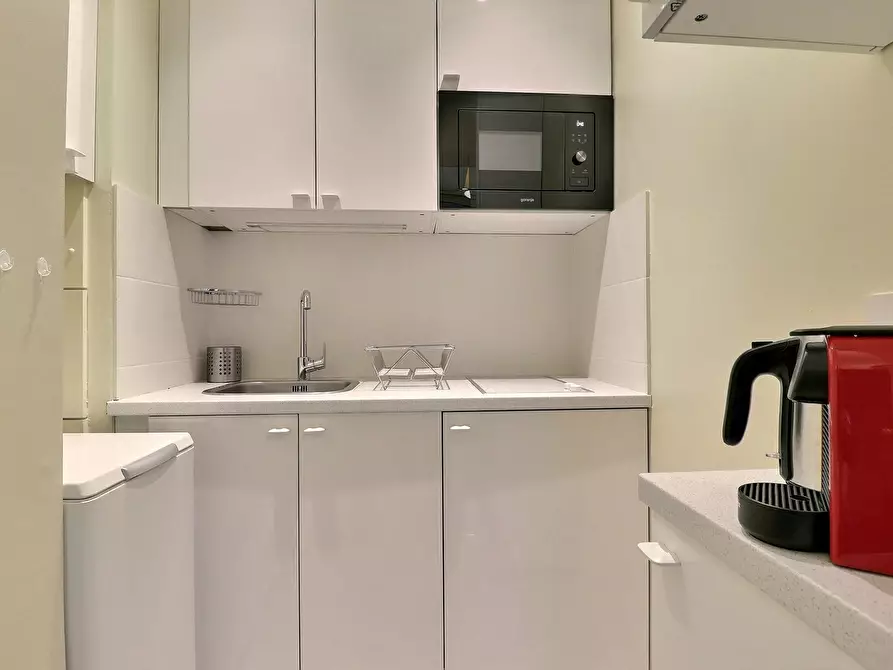 Immagine 8 di Appartamento in affitto  in Rue Jean Daudin a Paris
