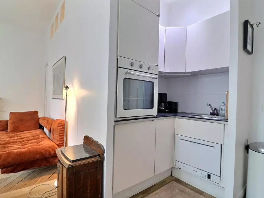 Immagine 9 di Appartamento in affitto  in Rue de Paradis a Paris