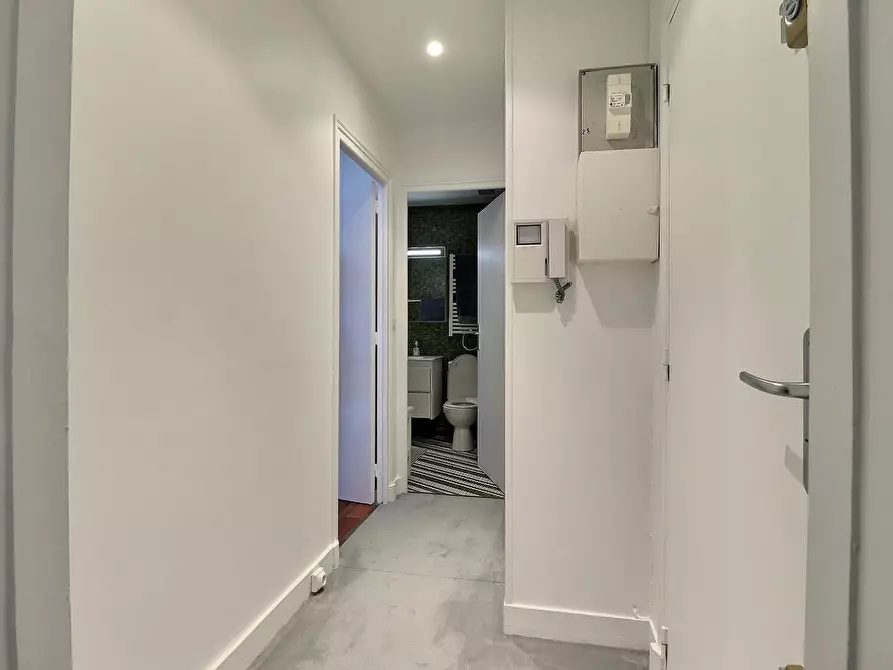 Immagine 4 di Appartamento in affitto  in Rue de Monceau a Paris 08