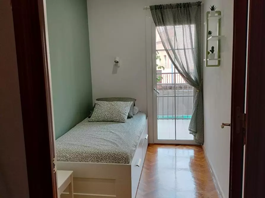 Immagine 1 di Camera in affitto  in Avinguda de Mistral a Barcelona