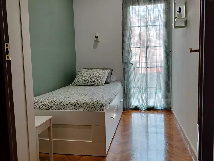 Immagine 2 di Camera in affitto  in Avinguda de Mistral a Barcelona