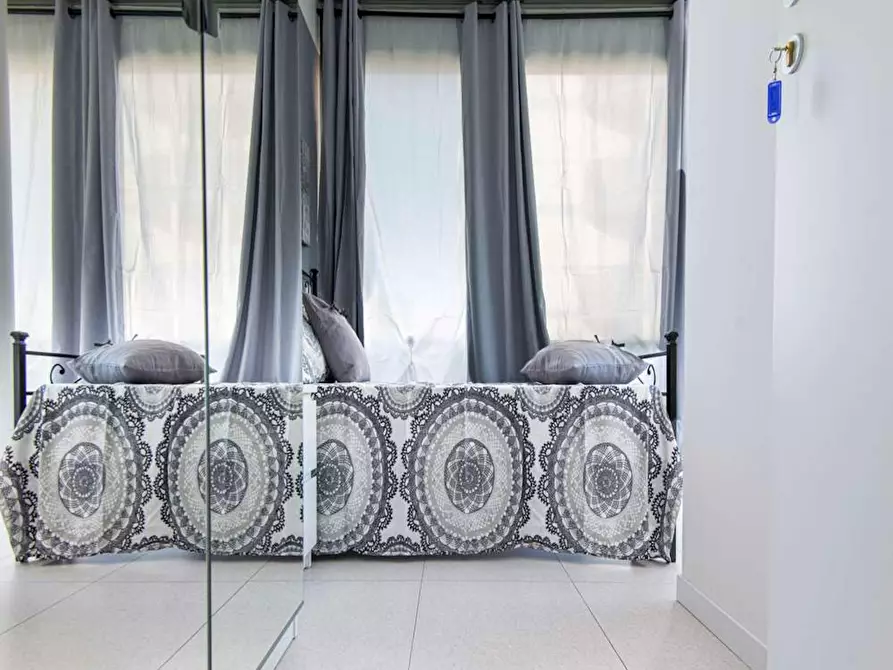 Immagine 4 di Camera in affitto  in Via Carlo Imbonati a Milano