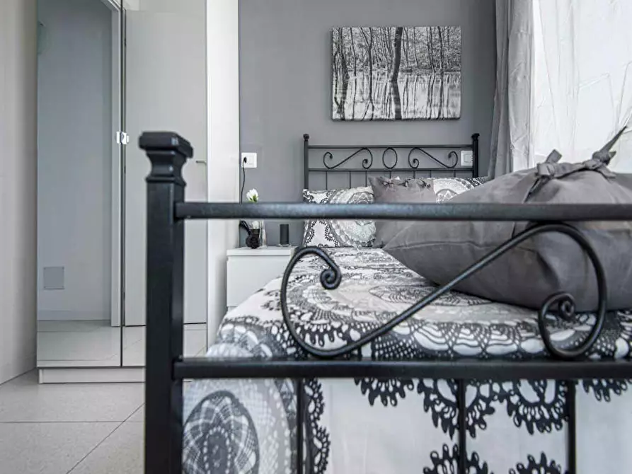 Immagine 1 di Camera in affitto  in Via Carlo Imbonati a Milano