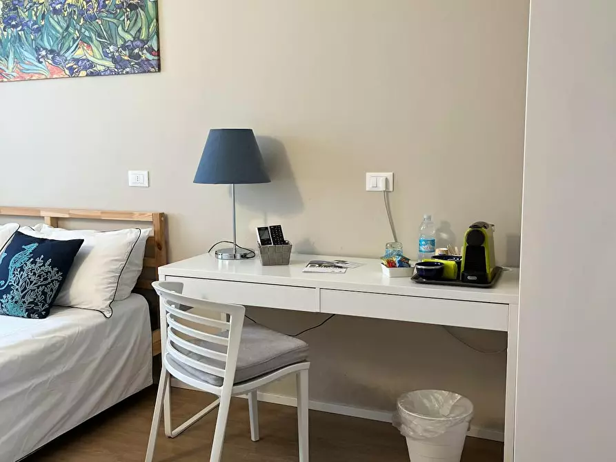 Immagine 4 di Camera in affitto  in Via Avellino a Padova