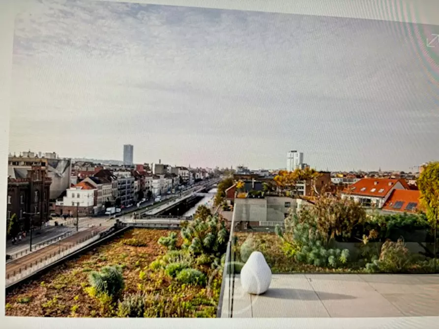 Immagine 2 di Appartamento in affitto  in Quai des Charbonnages a Molenbeek-Saint-Jean