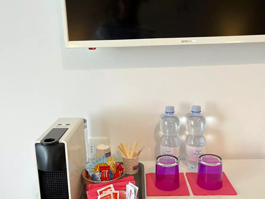 Immagine 5 di Camera in affitto  in Via Avellino a Padova