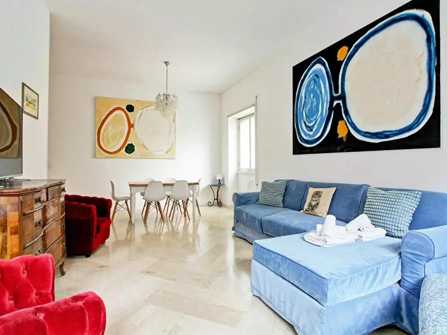 Immagine 1 di Casa indipendente in affitto  in Via Prisciano a Roma