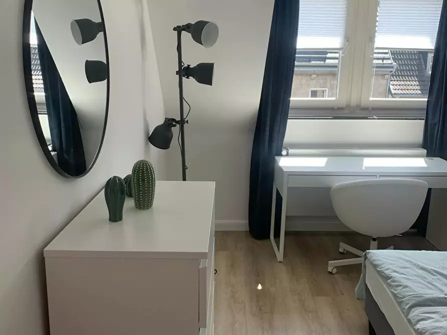 Immagine 5 di Appartamento in affitto  in Ratinger Straße a Düsseldorf