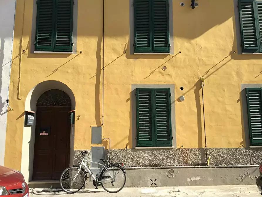 Immagine 5 di Camera in affitto  in Via Sesia a Pisa