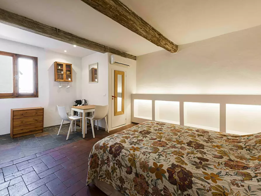 Immagine 2 di Appartamento in affitto  in Via dell'Amorino a Firenze