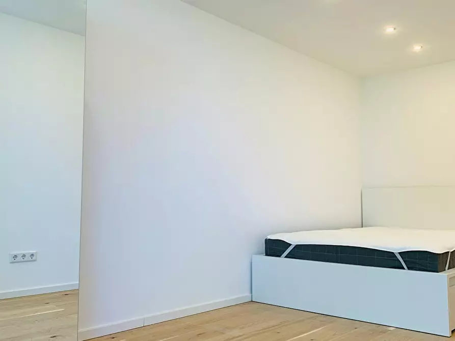 Immagine 2 di Camera in affitto  in Gulbranssonstraße a München