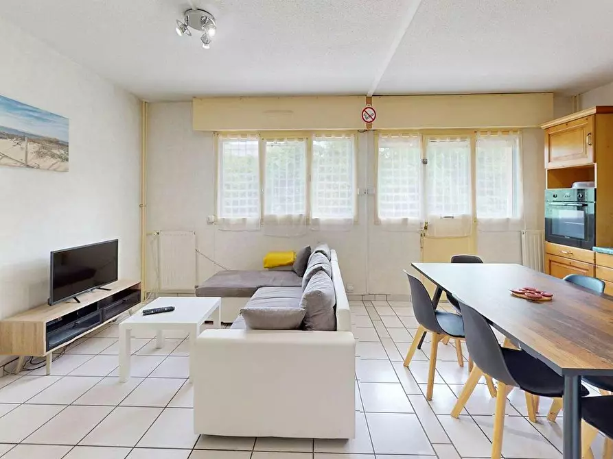 Immagine 1 di Camera in affitto  in Rue Albert Camus a Lormont