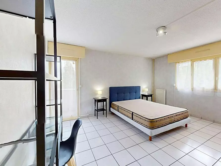 Immagine 3 di Camera in affitto  in Rue Albert Camus a Lormont