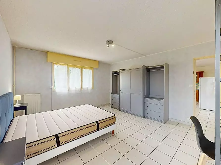 Immagine 2 di Camera in affitto  in Rue Albert Camus a Lormont