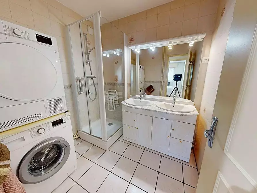 Immagine 9 di Camera in affitto  in Rue Albert Camus a Lormont