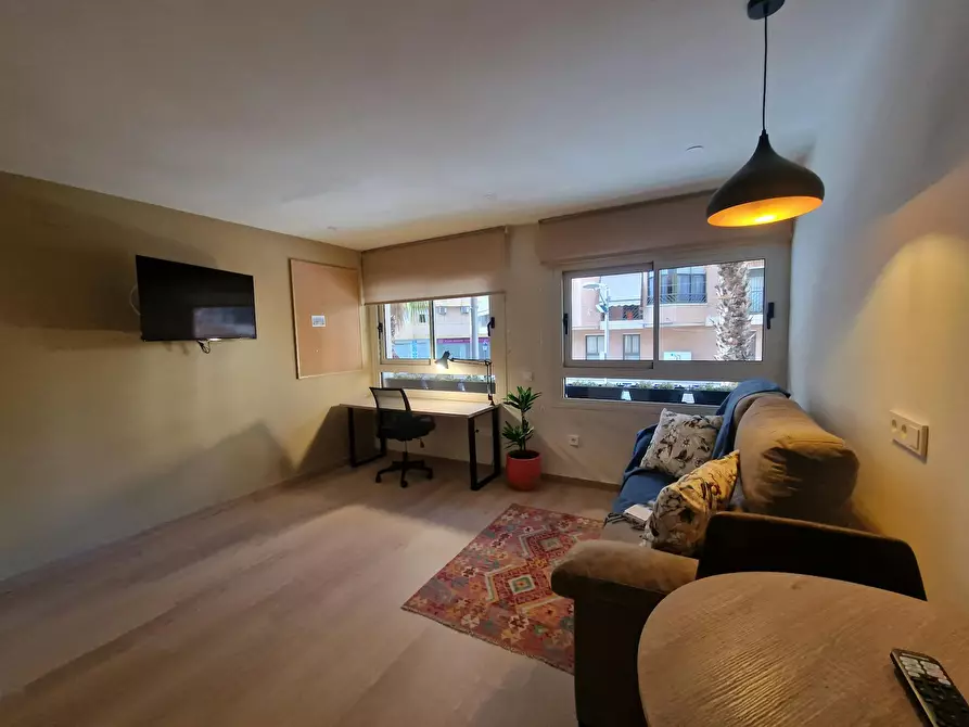 Immagine 2 di Camera in affitto  in Avinguda Ancha de Castelar a Sant Vicent Del Raspeig