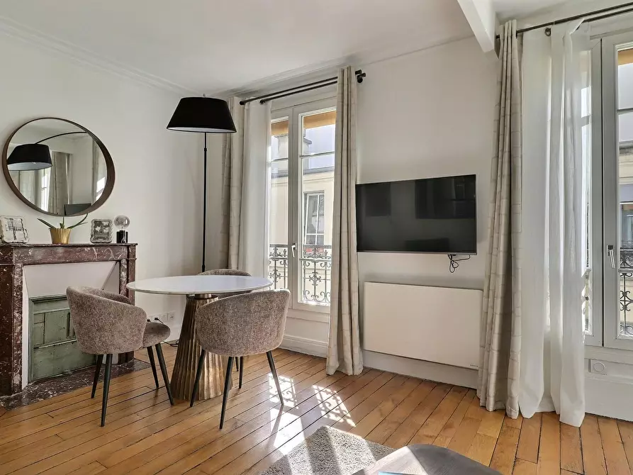 Immagine 4 di Appartamento in affitto  in Rue des Tournelles a Paris