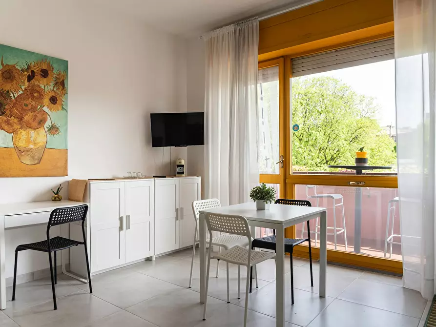 Immagine 1 di Appartamento in affitto  in Via Paul Valery a Milano