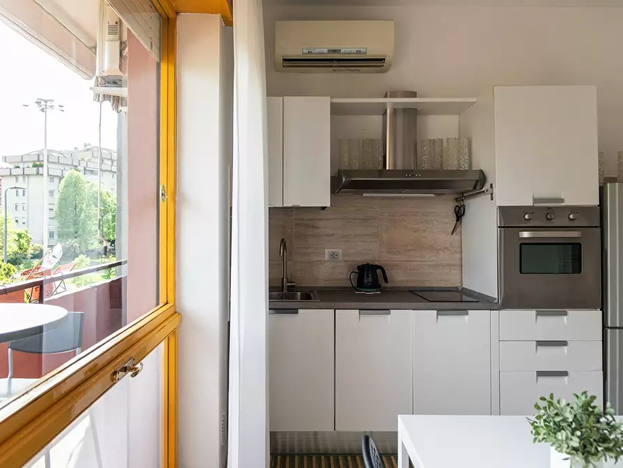 Immagine 9 di Appartamento in affitto  in Via Paul Valery a Milano