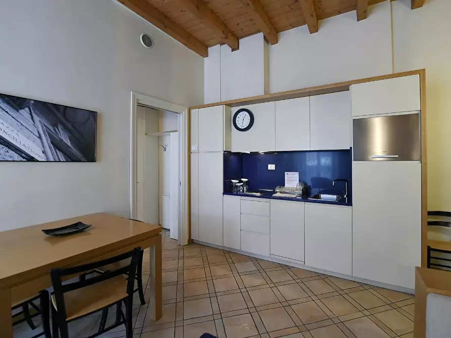 Immagine 4 di Appartamento in affitto  in Via Ascanio Sforza a Milano