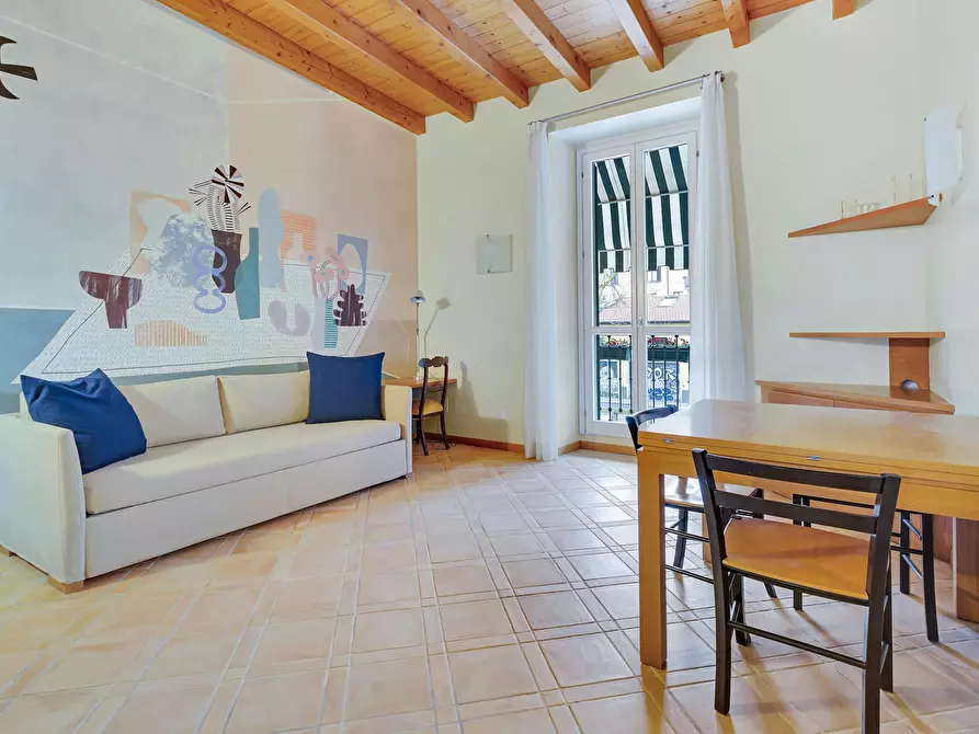 Immagine 1 di Appartamento in affitto  in Via Ascanio Sforza a Milano