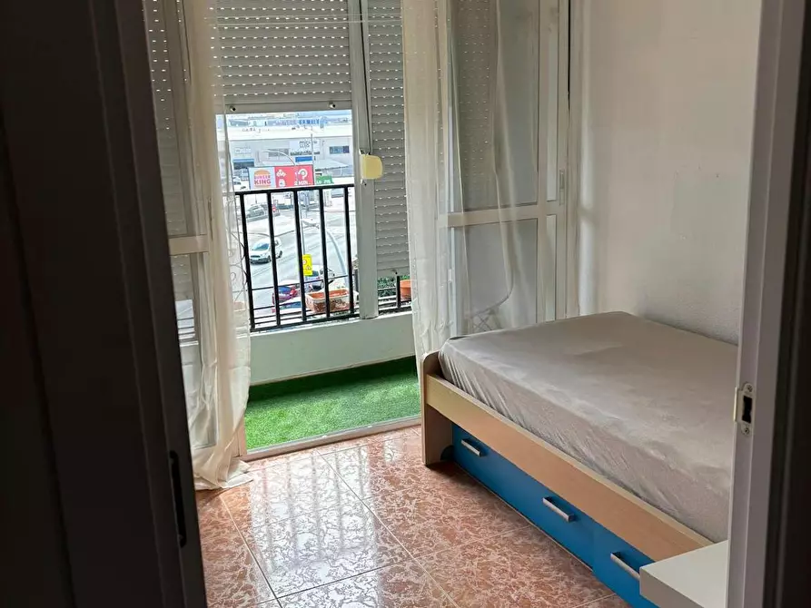 Immagine 10 di Camera in affitto  in Calle Hebrón a Sevilla