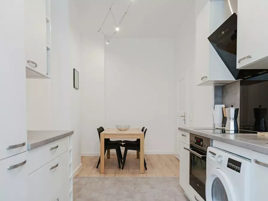 Immagine 2 di Appartamento in affitto  in Stralauer Allee a Berlin Friedrichshain