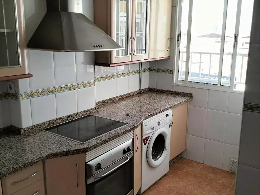 Immagine 7 di Camera in affitto  in Calle Hebrón a Sevilla