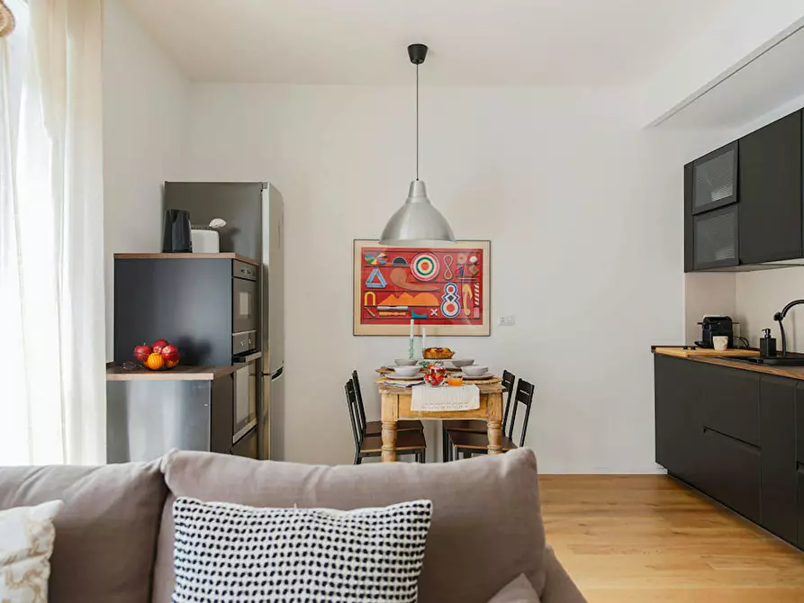 Immagine 1 di Appartamento in affitto  in Via Francesco Burlamacchi a Milano