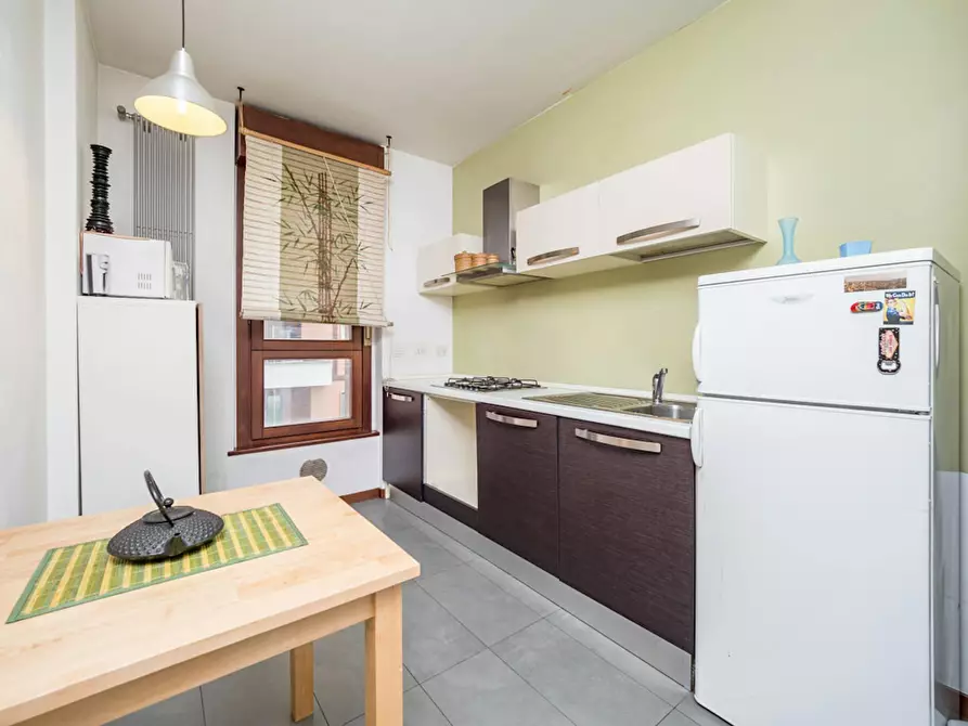 Immagine 10 di Appartamento in affitto  in Via Legnone a Milano