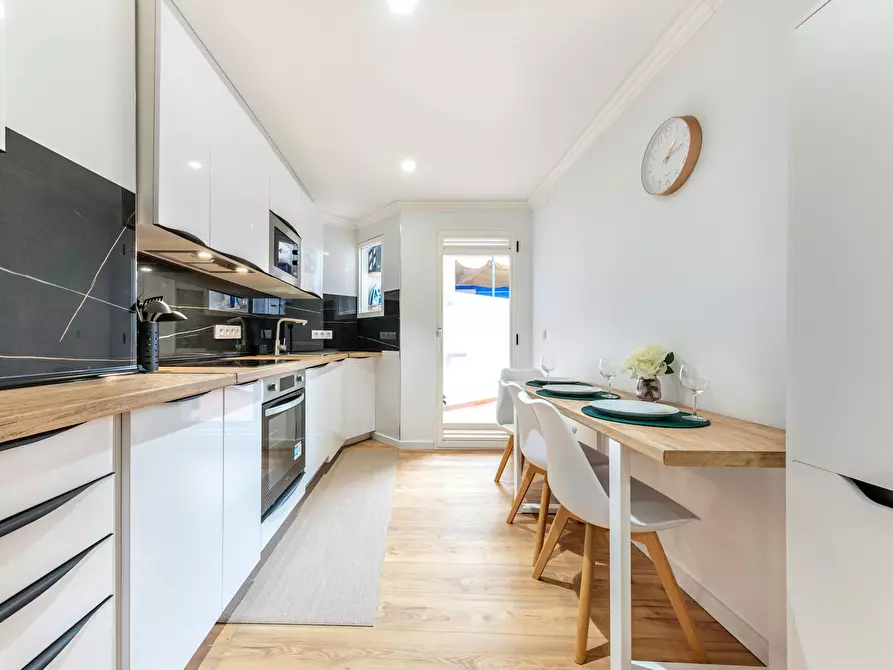 Immagine 4 di Camera in affitto  in Avinguda de Jijona a Alicante/Alacant