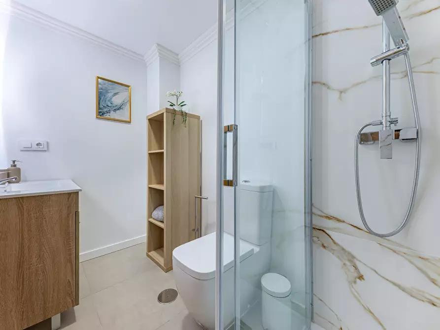 Immagine 6 di Camera in affitto  in Avinguda de Jijona a Alicante/Alacant