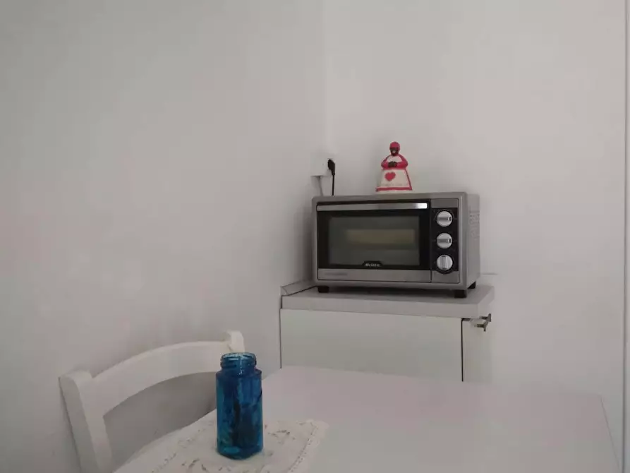 Immagine 8 di Camera in affitto  in Via Capo a Sorrento