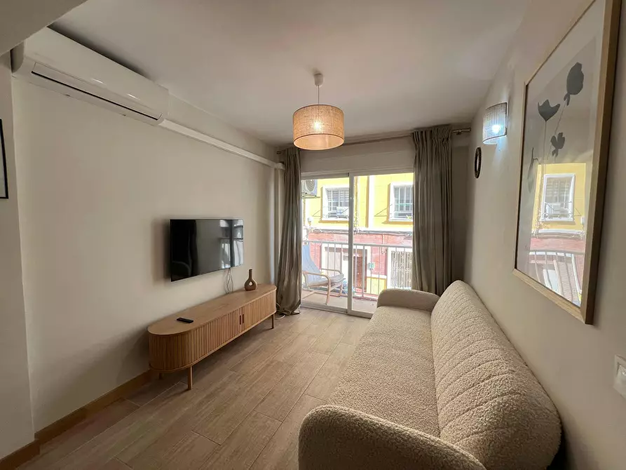 Immagine 8 di Appartamento in affitto  in Carrer Guillem Escrivà a Valencia