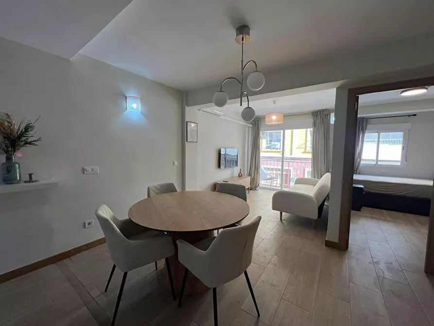 Immagine 4 di Appartamento in affitto  in Carrer Guillem Escrivà a Valencia