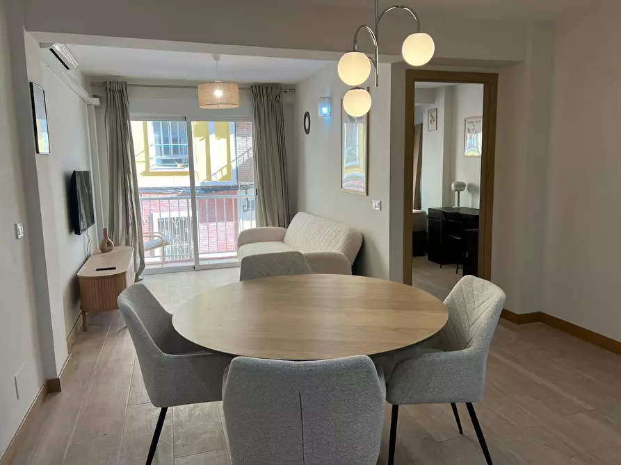 Immagine 2 di Appartamento in affitto  in Carrer Guillem Escrivà a Valencia