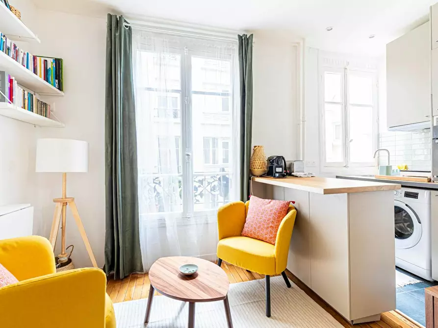 Immagine 10 di Appartamento in affitto  in Rue Dulong a Paris 17
