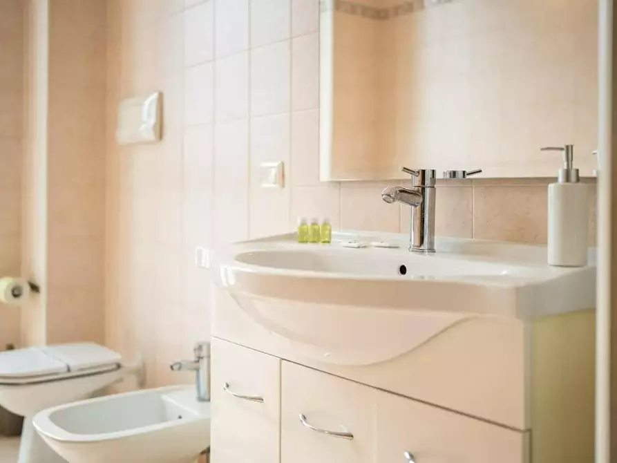 Immagine 10 di Appartamento in affitto  in Via Francesco Bianchi a Melzo