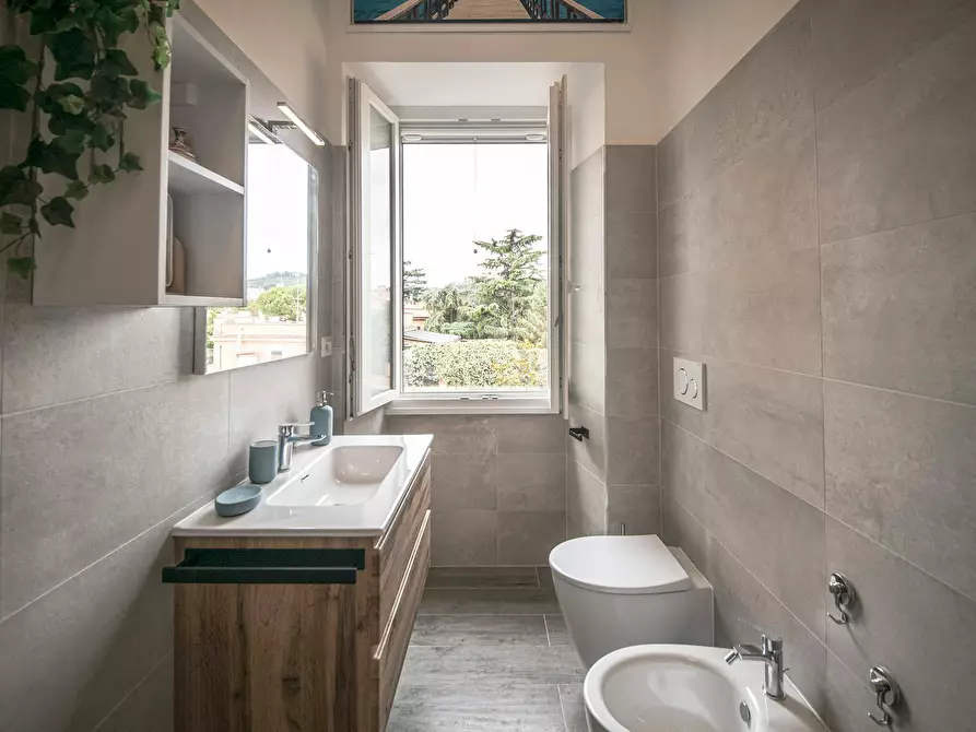 Immagine 9 di Appartamento in affitto  in Via Donatello a Roma