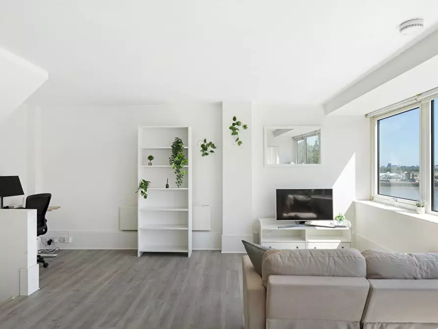 Immagine 2 di Appartamento in affitto  in George Beard Road a Lewisham