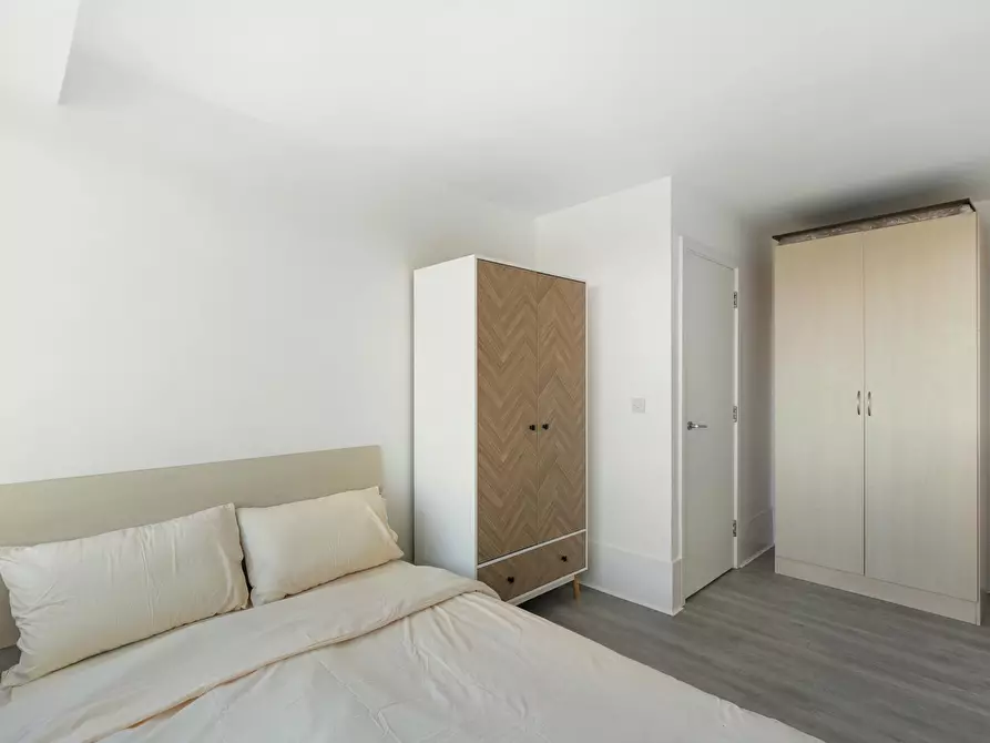 Immagine 9 di Appartamento in affitto  in George Beard Road a Lewisham