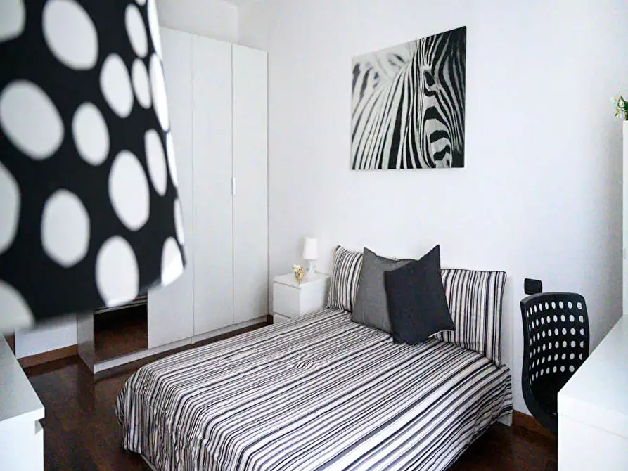 Immagine 2 di Camera in affitto  in Via Ippodromo a Milano