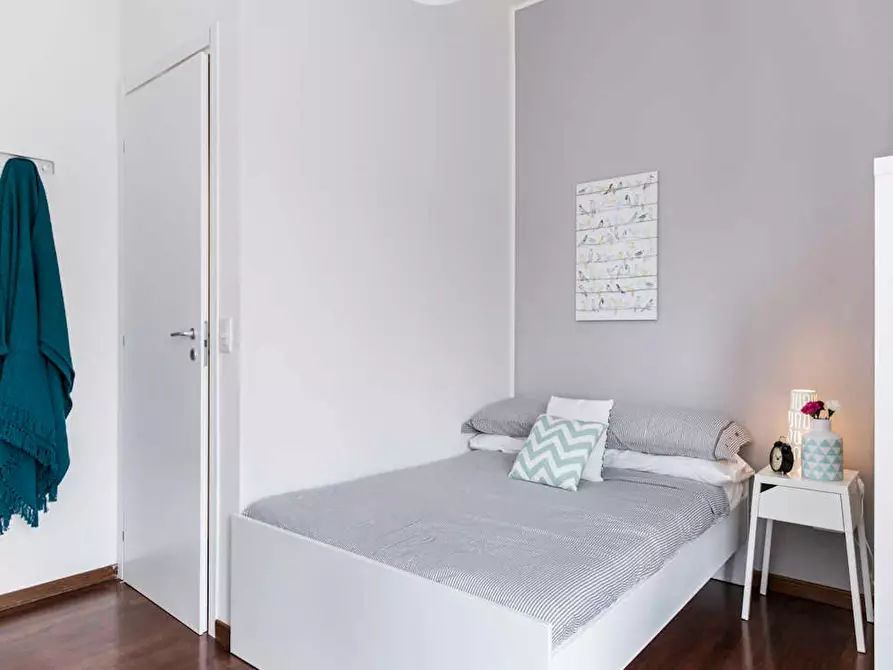 Immagine 1 di Camera in affitto  in Via Giuseppe Frua a Milano