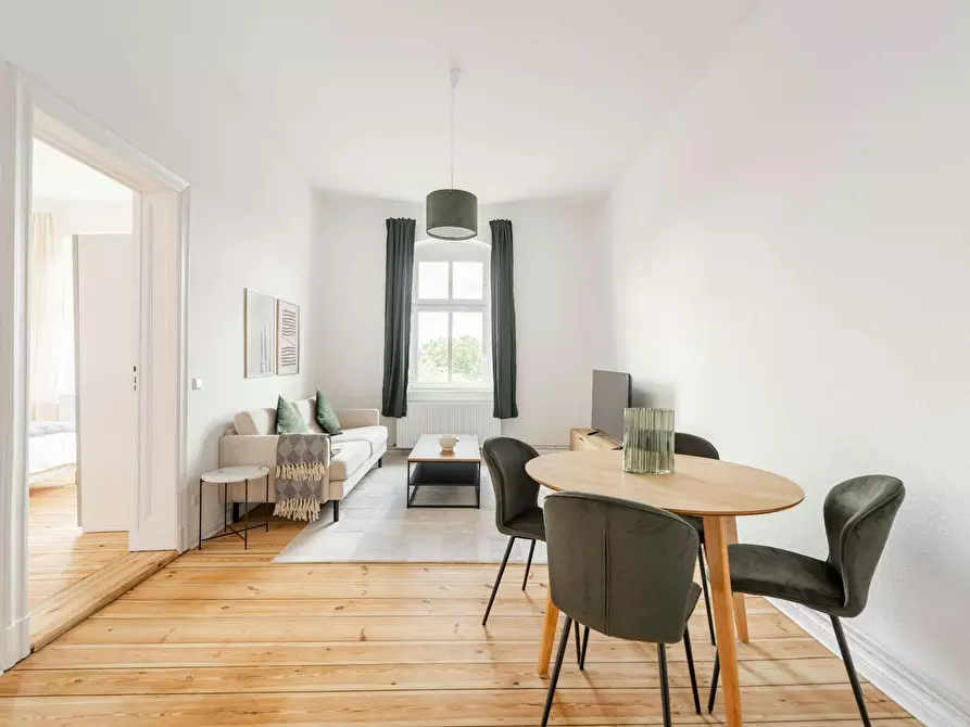 Immagine 2 di Appartamento in affitto  in Kissingenstraße a Berlin