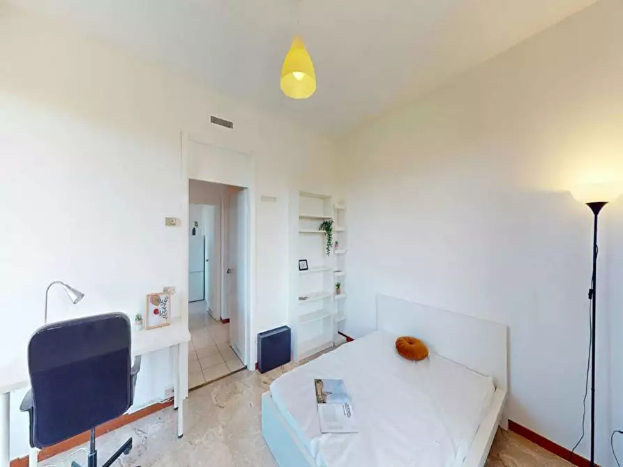 Immagine 6 di Camera in affitto  in Via Giuseppe Frua a Milano