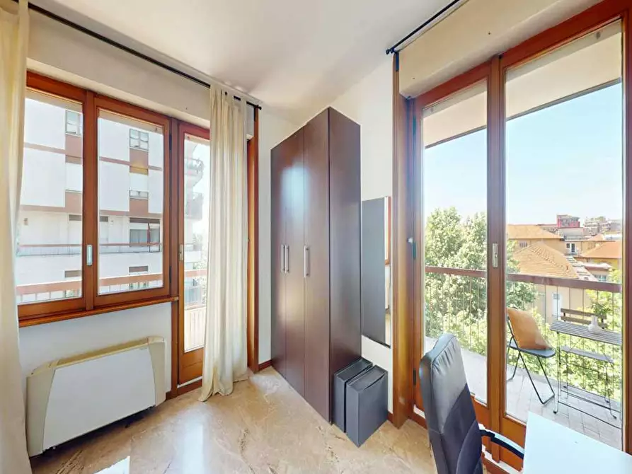 Immagine 7 di Camera in affitto  in Via Giuseppe Frua a Milano