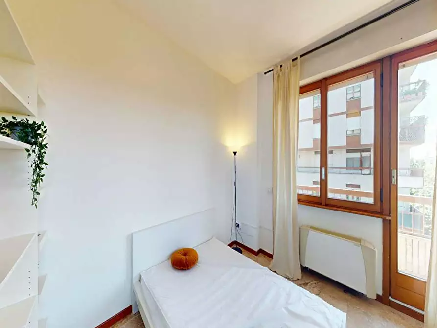 Immagine 1 di Camera in affitto  in Via Giuseppe Frua a Milano