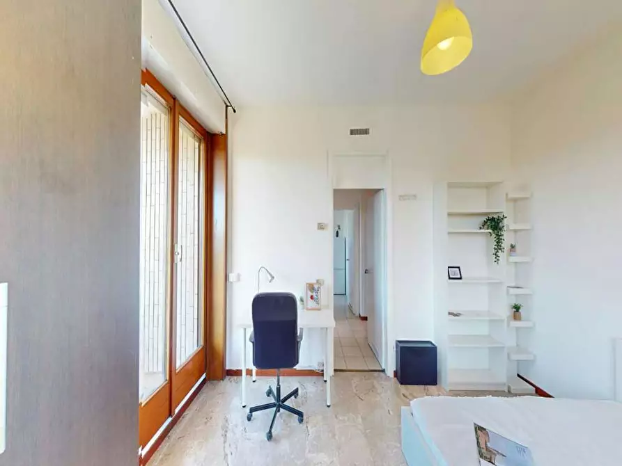 Immagine 5 di Camera in affitto  in Via Giuseppe Frua a Milano