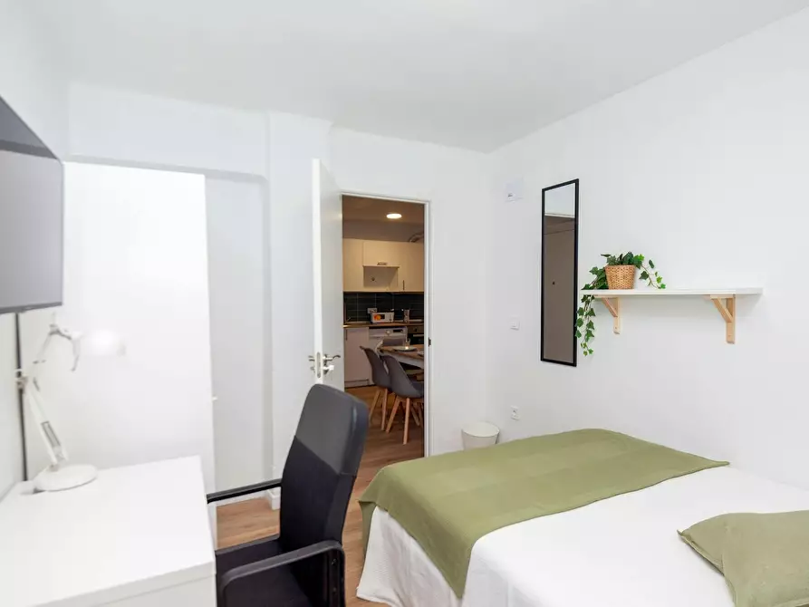 Immagine 3 di Camera in affitto  in Carrer de Vidal de Blanes a Valencia