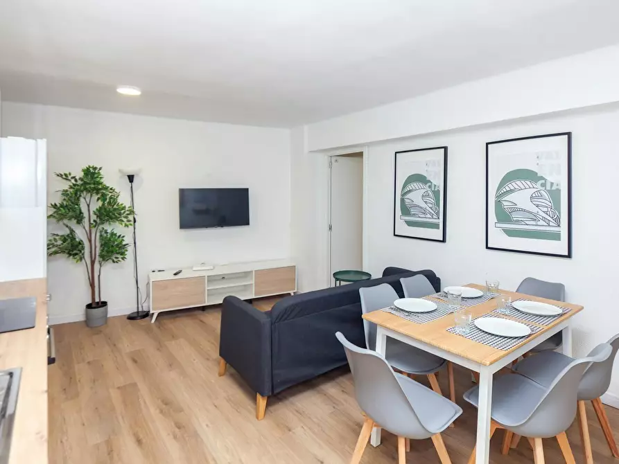 Immagine 9 di Camera in affitto  in Carrer de Vidal de Blanes a Valencia